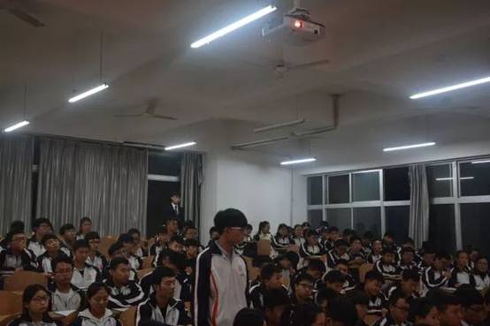 说明: C:\DOCUME~1\ADMINI~1\LOCALS~1\Temp\WeChat Files\147c34e50674af9759c8a8839dff51c3.jpg