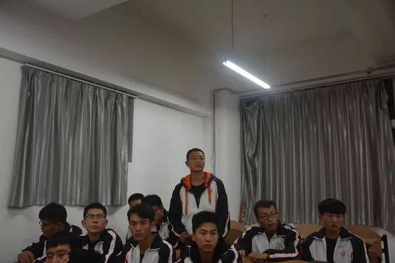说明: C:\DOCUME~1\ADMINI~1\LOCALS~1\Temp\WeChat Files\faf54a0d8994962c236b1e3b87a25dc8.jpg